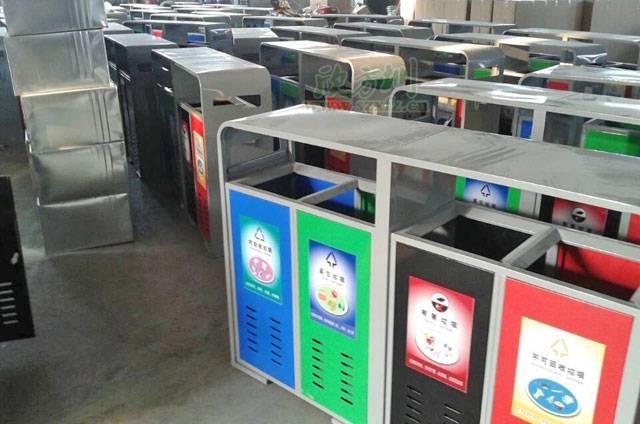 戶(hù)外鋼制烤漆四分類(lèi)垃圾桶生產(chǎn)圖